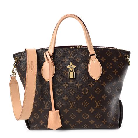 louis vuitton tote with zip